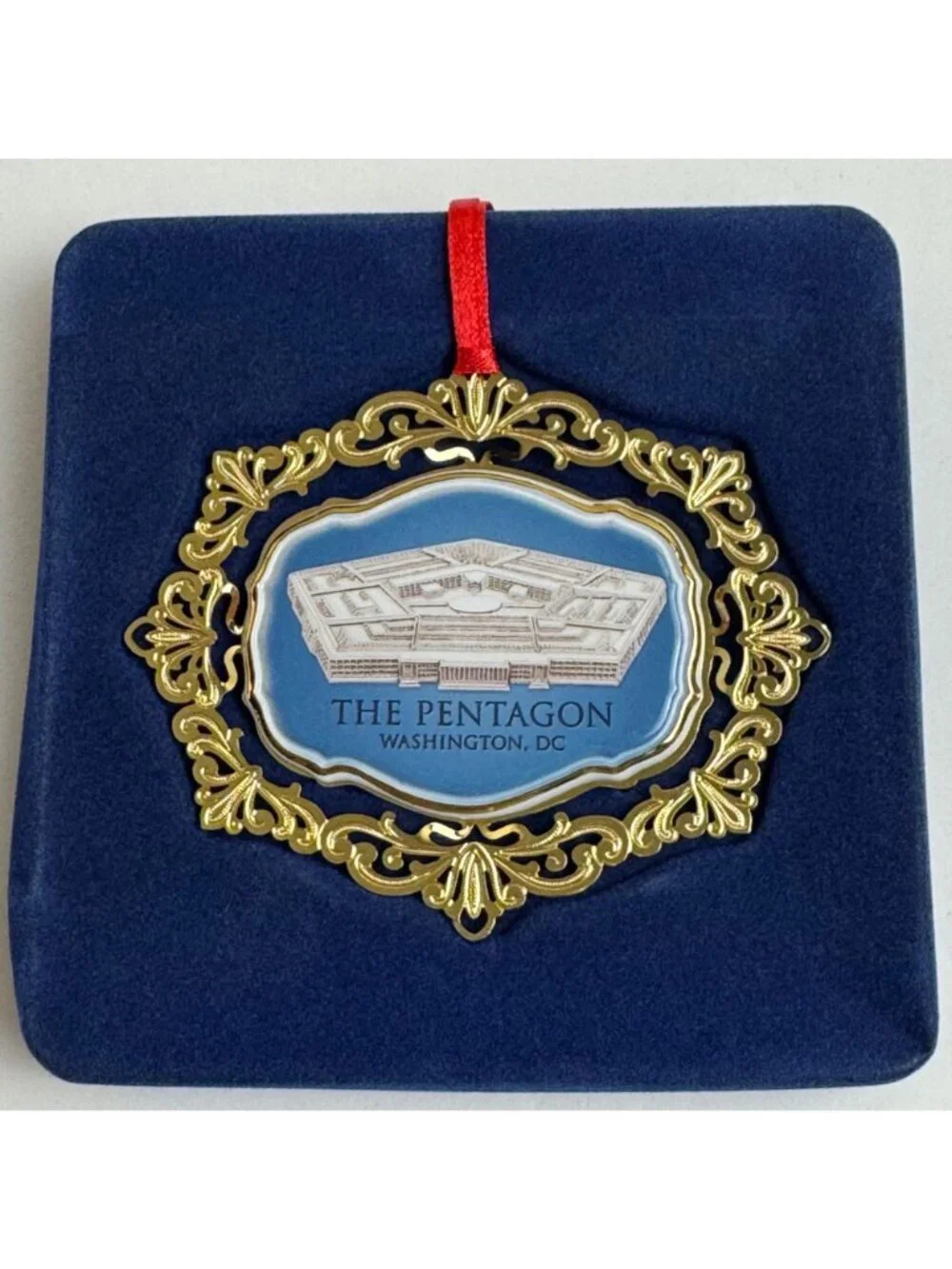 The Pentagon NIB Porcelain Brass Ornament 2013 Fort America 24 KT Gold Accents